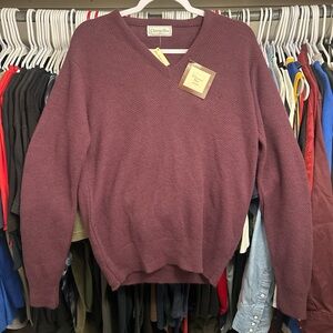 NWT Vintage Christian Dior
Monsieur V-Neck Knit
Sweater Maroon Sz Med